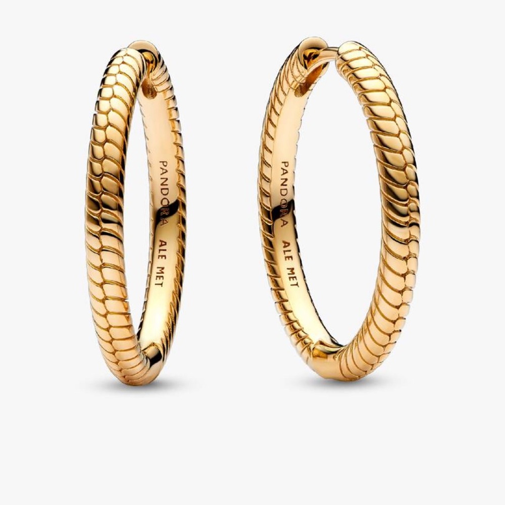 Pandora hoop earrings. Gold plated.